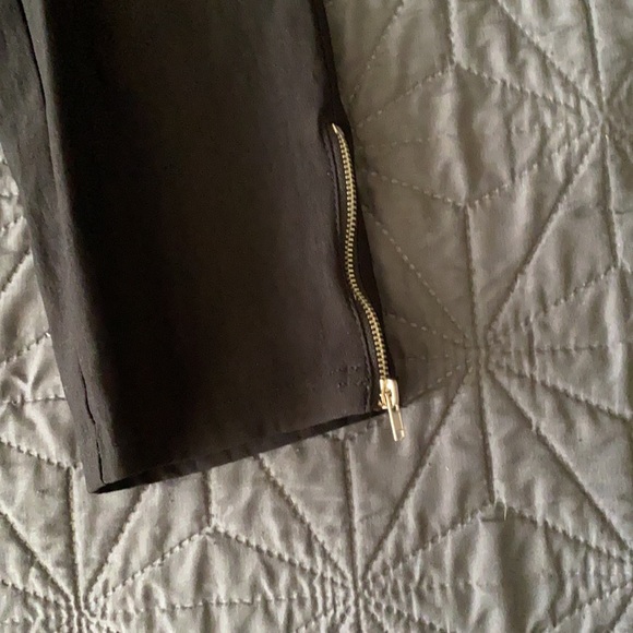 Dazz ankle zip pants black fits like size 8 got from Fashom tag say XL - Picture 2 of 12